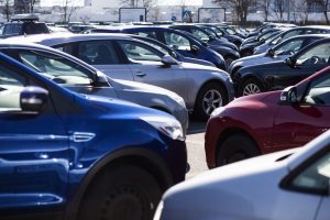 Dein Stellplatz – Asphaltiert Parken Flughafen Berlin Brandenburg