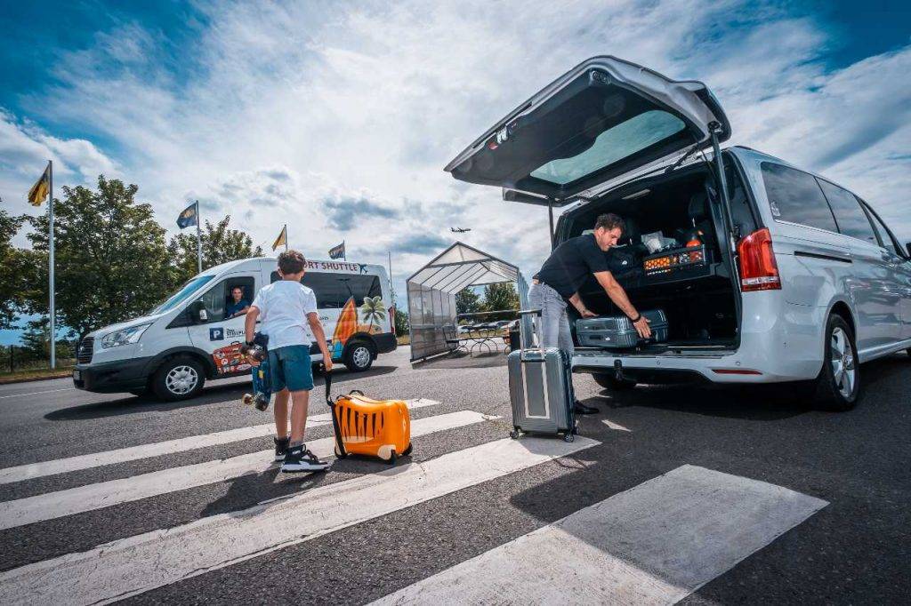 So geht Parken am Flughafen BER